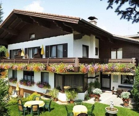 Pension Montana Wagrain Exterior foto